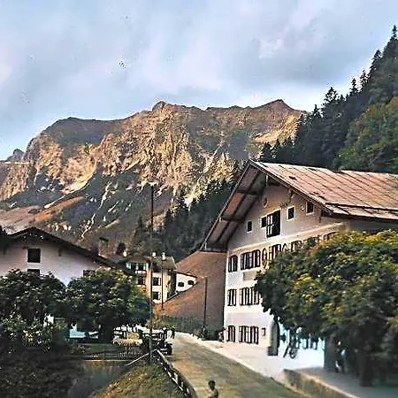 Otel Oberwirt 5*